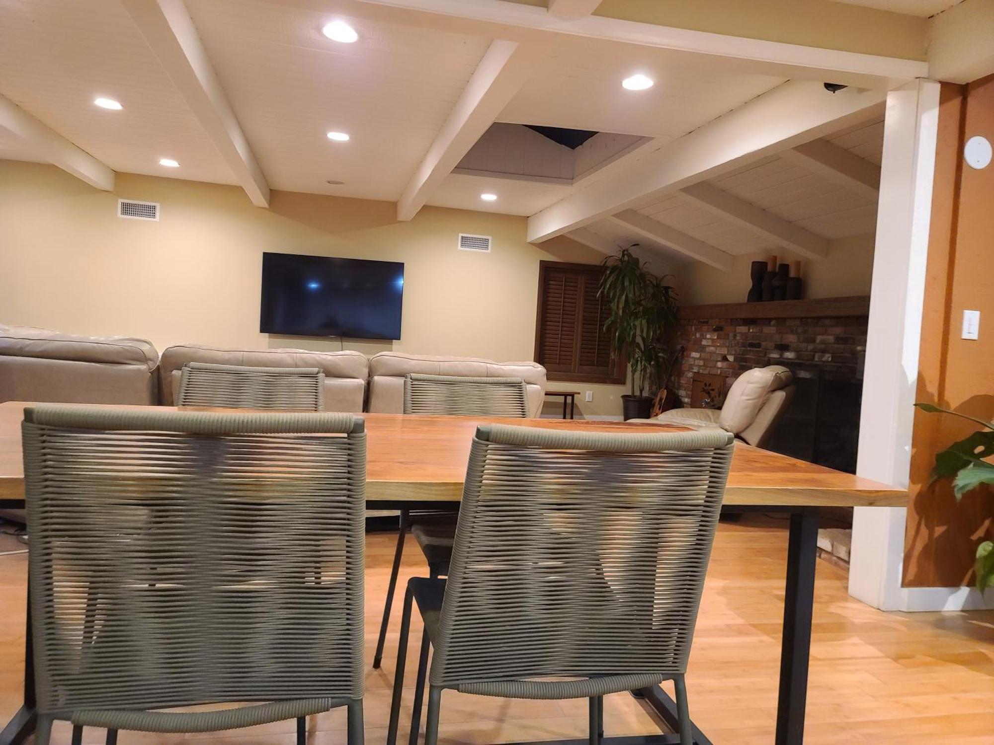 Holiday home Westside Retreat W Yard, Grill, Hot Tub, Near Sofi Stadium, Lax, And The Los Angeles